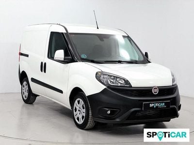 Blanco Usado 2022 Fiat Doblò Monovolumen | 14.950 € (Precio justo)