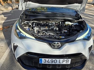 Usado Toyota C-HR Sport 184 CV (135 kW) 2021 Gris / plata SUV