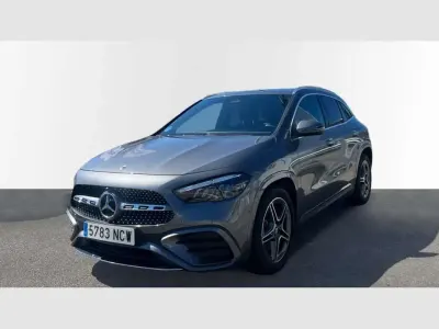 Usado Mercedes GLA200 163 CV (119 kW) 2025 Gris SUV