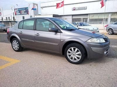Usado Renault Mégane III Dynamique 111 CV (81 kW) 2008 Gris Berlina