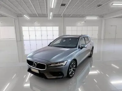 Usado Volvo V60 Business Edition 150 CV (110 kW) 2020 Gris Familiar