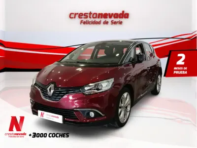 Usado Renault Scenic E-Tech Zen 132 CV (97 kW) 2017 Rojo Monovolumen