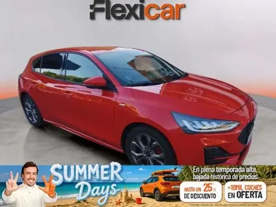 Usado Ford Focus Active 155 CV (114 kW) 2022 Negro Berlina