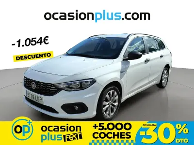 Usado Fiat Tipo Business 120 CV (88 kW) 2019 Blanco Familiar
