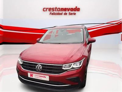 Usado VW Tiguan Life 150 CV (110 kW) 2021 Rojo SUV