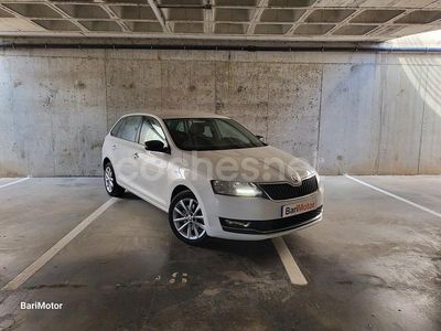 Blanco Usado 2019 Skoda Rapid Berlina | 11.990 € (Precio justo)