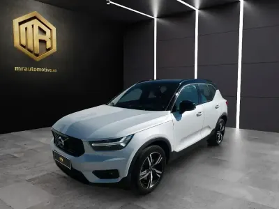Usado Seat Leon Style 130 CV (95 kW) 2022 Blanco