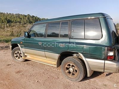 Usado Mitsubishi Montero 125 CV (91 kW) 2000 Verde SUV