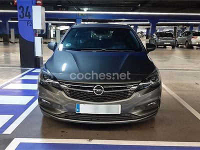 Gris / plata Usado 2017 Opel Astra Dynamic Berlina | 10.490 € (Precio justo)