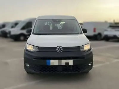 Usado VW Caddy Edition 102 CV (75 kW) 2021 Blanco Monovolumen