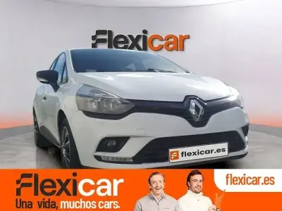 Usado Renault Clio IV Life 75 CV (55 kW) 2017 Blanco