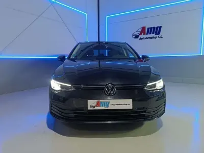 Usado VW Golf VIII Life 116 CV (85 kW) 2024 Negro Utilitario