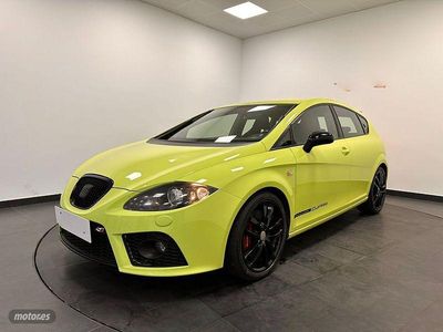 Usado Seat Leon CUPRA 240 CV (176 kW) 2007 Amarillo Berlina