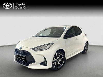 Begagnad Toyota Yaris Style 116 HK (85 kW) 2022 Vit Halvkombi
