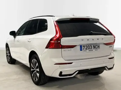 Usado Volvo XC60 Plus 250 CV (183 kW) 2025 SUV