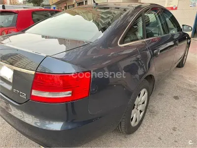 Usado Audi A6 180 CV (132 kW) 2006 Gris / plata Berlina
