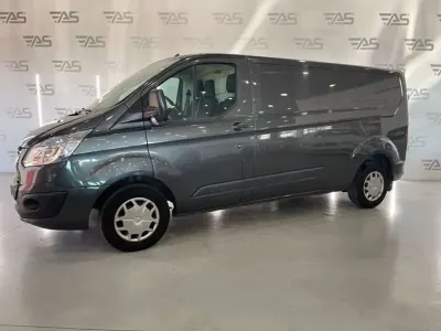Usado Ford Tourneo Custom Trend 170 CV (125 kW) 2018 Gris Van