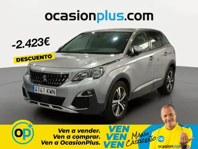 Usado Peugeot 3008 Allure 130 CV (95 kW) 2019 Gris SUV