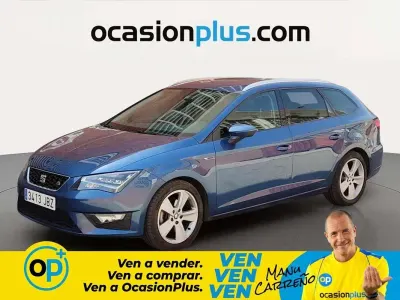 Usado Seat Leon ST FR 150 CV (110 kW) 2015 Azul Familiar