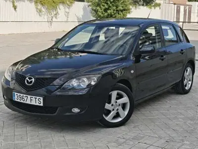 Usado Mazda 3 Sportive 143 CV (105 kW) 2007 Negro Utilitario