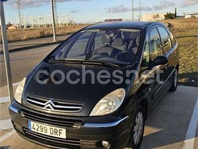 Usado Citroën Xsara Picasso Exclusive 110 CV (80 kW) 2005 Negro Monovolumen