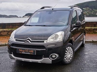 Usado Citroën Berlingo XTR 114 CV (83 kW) 2014 Negro Monovolumen