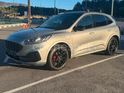 Gris / plata Usado 2023 Ford Kuga ST-Line SUV | 24.700 € (Precio justo)