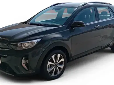 Usado Kia Stonic 120 CV (88 kW) 2022 Gris SUV