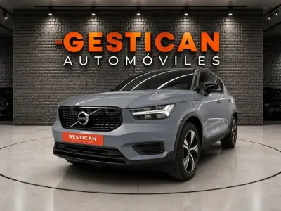 Usado Volvo XC40 R-Design 262 CV (192 kW) 2022 Azul SUV