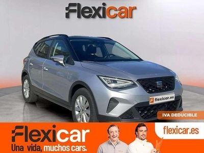 Usado Seat Arona Style 110 CV (80 kW) 2022 Gris SUV