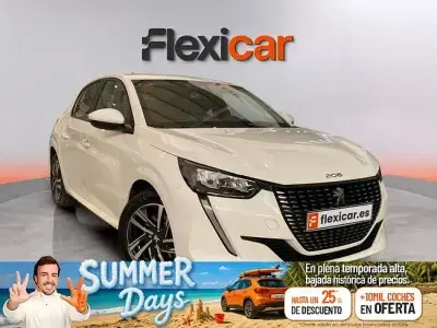Usado Peugeot 208 Allure 100 CV (73 kW) 2021 Blanco Utilitario
