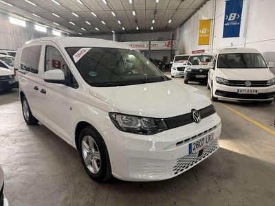 Usado VW Caddy Edition 102 CV (75 kW) 2021 Blanco Monovolumen