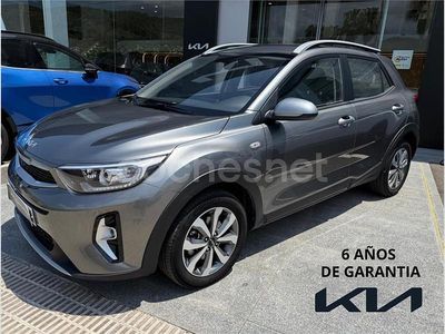 Gris / plata Usado 2024 Kia Stonic SUV | 17.990 € (Precio justo)