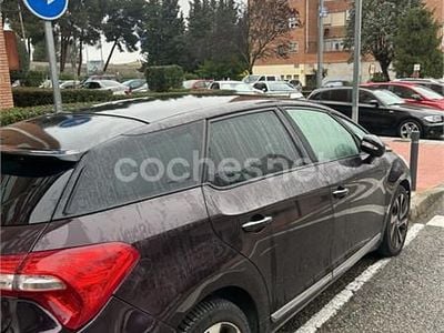 Usado Citroën DS5 163 CV (119 kW) 2014 Granate Utilitario