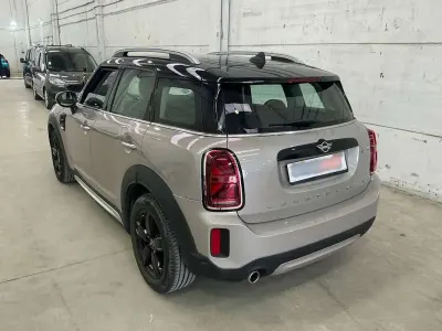 Usado Mini Cooper Countryman 136 HP (100 kW) 2022 Cinzento SUV