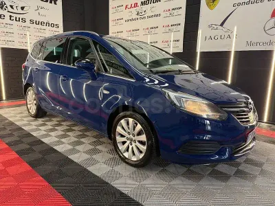 Usado Opel Zafira Selective 170 CV (125 kW) 2018 Azul Monovolumen