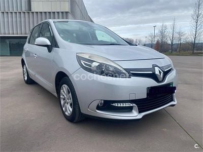 Usado Renault Scénic III Expression 115 CV (84 kW) 2014 Gris / plata Monovolumen