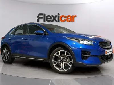 Usado Kia XCeed 141 CV (103 kW) 2021 Azul SUV