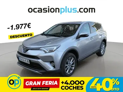 Usado Toyota RAV4 Advance 197 CV (144 kW) 2018 Gris SUV