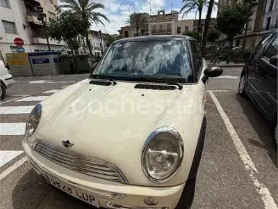 Usado Mini ONE 90 CV (66 kW) 2003 Beige Utilitario