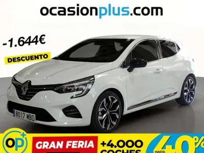 Usado Renault Clio Engineered 140 CV (102 kW) 2022 Blanco Utilitario
