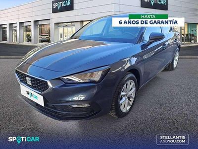 Usado Seat Leon Style 117 CV (86 kW) 2025 Gris Berlina