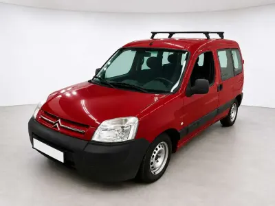 Usado Citroën Berlingo First 75 CV (55 kW) 2008 Burdeos Monovolumen