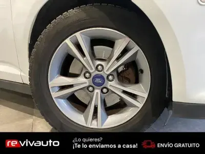 Usado Ford C-MAX Trend+ 125 CV (91 kW) 2015 Blanco Monovolumen
