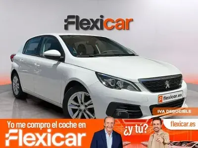 Usado Peugeot 308 Active 100 CV (73 kW) 2020 Blanco Berlina
