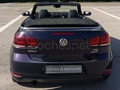 Usado VW Golf Cabriolet 160 CV (117 kW) 2014 Violeta / lila Descapotable