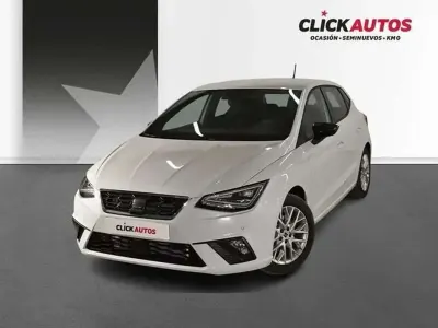 Usado Seat Ibiza FR 116 CV (85 kW) 2025 Blanco Utilitario