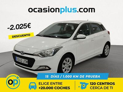 Blanco Usado 2016 Hyundai i20 Utilitario | 7825 € (Precio justo)