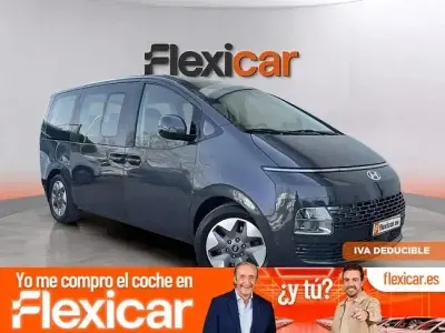 Usado Hyundai Staria 177 CV (130 kW) 2023 Gris Monovolumen