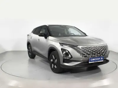 Usado Omoda 5 148 CV (108 kW) 2025 Negro SUV